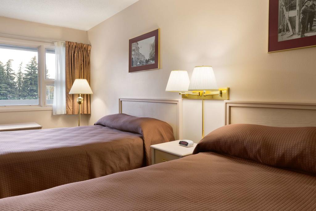 Thriftlodge Calgary North Экстерьер фото